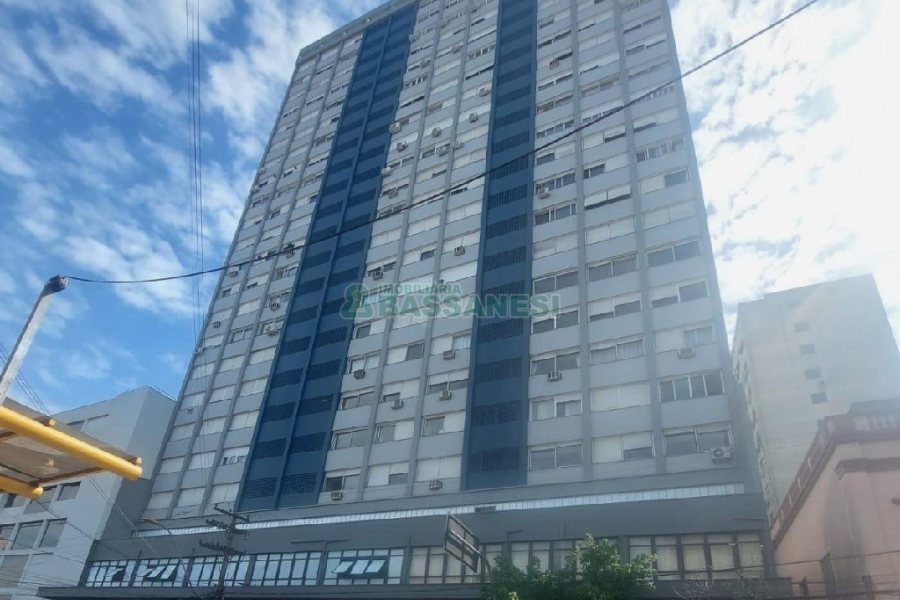 Apto Mobiliado com 107m², 3 dormitórios, 1 vaga, no bairro Centro em Caxias do Sul para Comprar