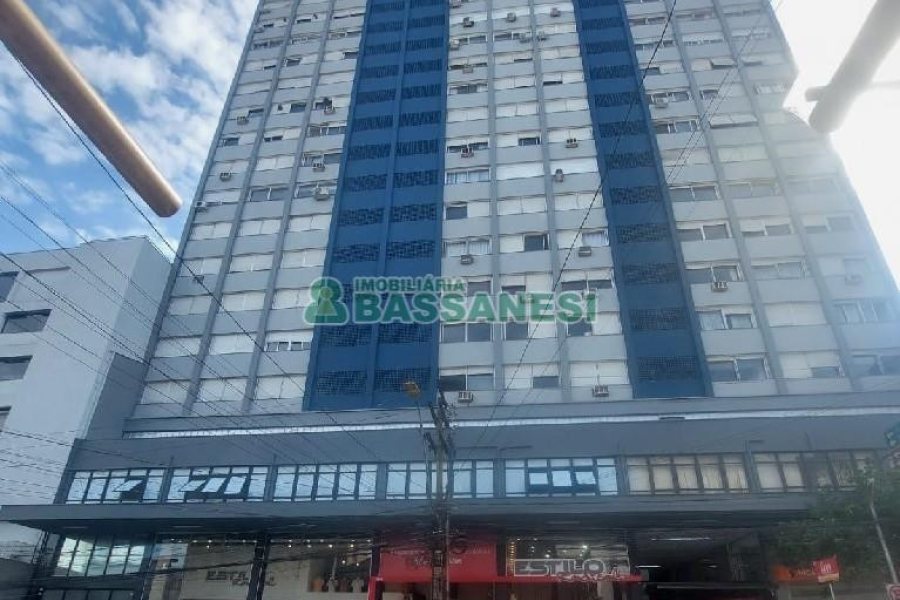 Apto Mobiliado com 107m², 3 dormitórios, 1 vaga, no bairro Centro em Caxias do Sul para Comprar