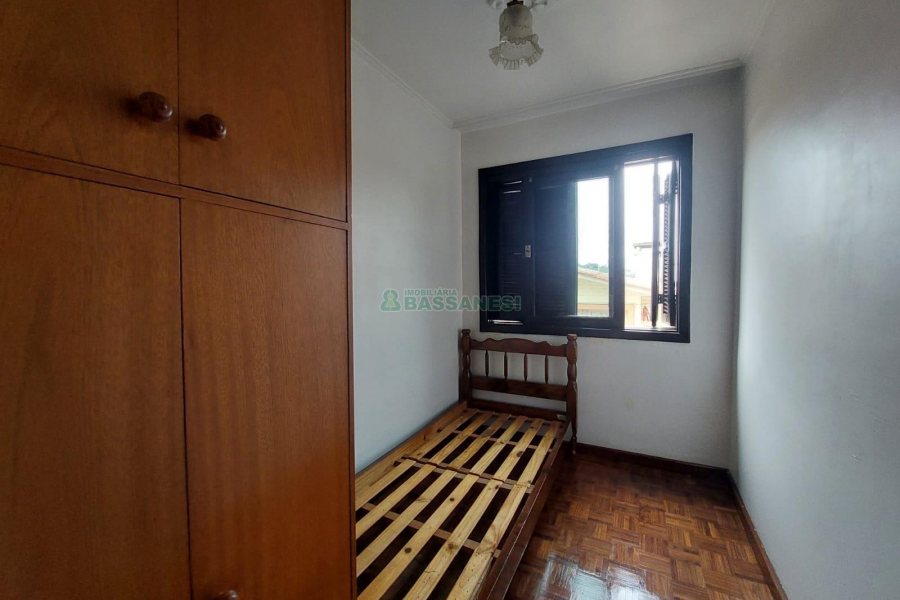 Casa com 70m², 2 dormitórios, no bairro Rio Branco em Caxias do Sul para Alugar