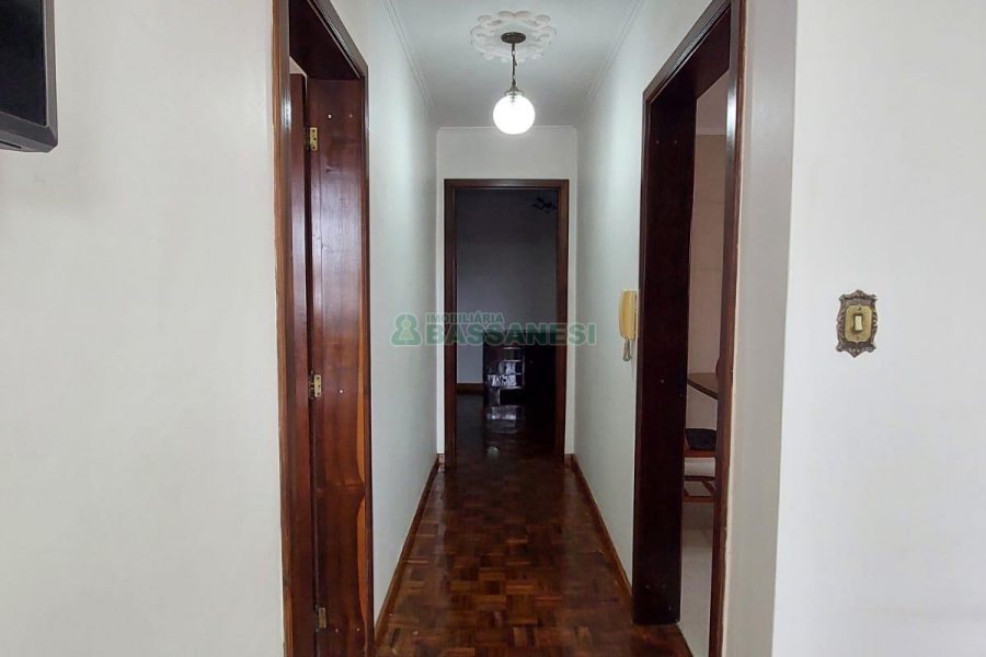 Casa com 70m², 2 dormitórios, no bairro Rio Branco em Caxias do Sul para Alugar