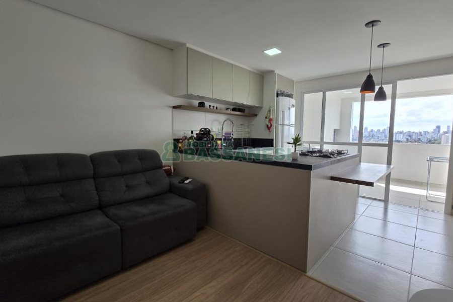 Apartamento com 62m², 2 dormitórios, 1 vaga, no bairro Vila Verde em Caxias do Sul para Comprar