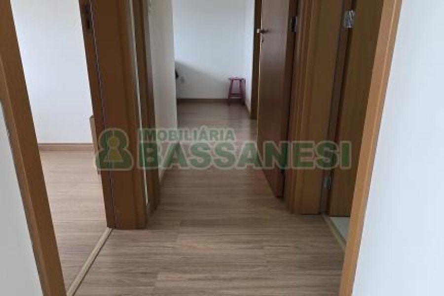 Apartamento com 62m², 2 dormitórios, 1 vaga, no bairro Vila Verde em Caxias do Sul para Comprar
