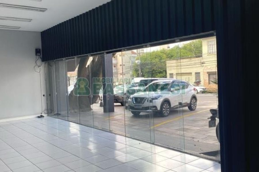 Loja com 192m², no bairro São Pelegrino em Caxias do Sul para Alugar