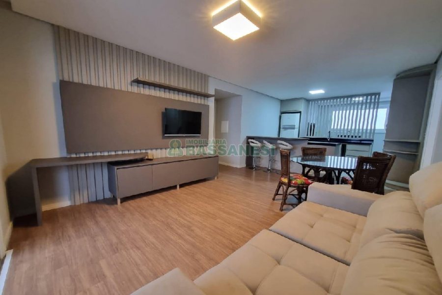 Apartamento com 88m², 2 dormitórios, 2 vagas, no bairro Santa Catarina em Caxias do Sul para Comprar