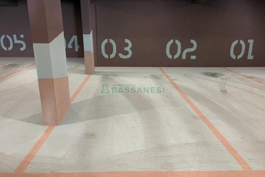 Apartamento com 88m², 2 dormitórios, 2 vagas, no bairro Santa Catarina em Caxias do Sul para Comprar