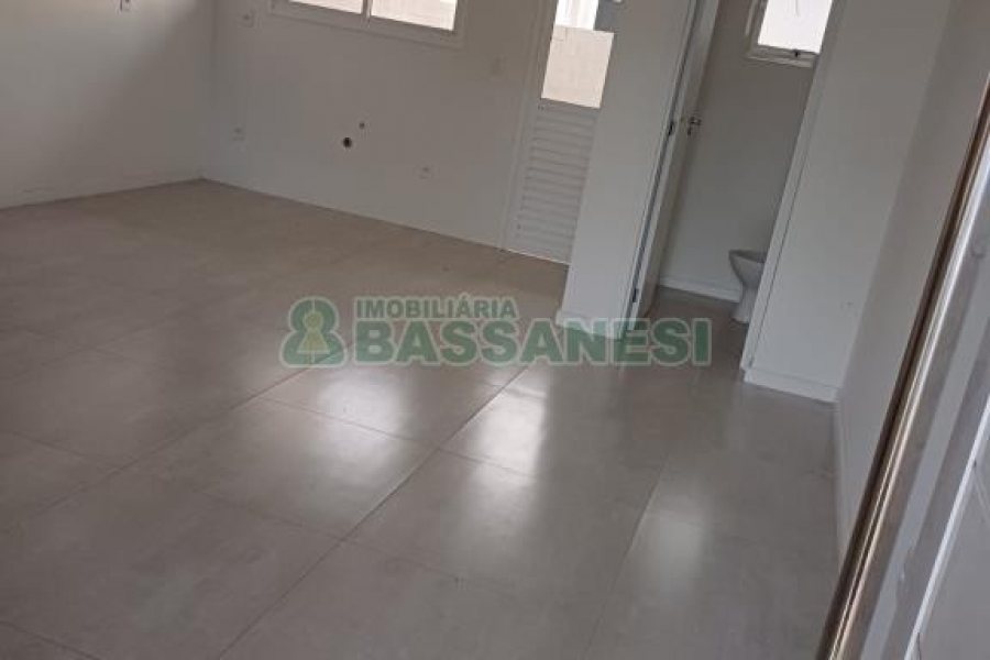 Sobrado com 77m², 3 dormitórios, no bairro São Luiz em Caxias do Sul para Comprar