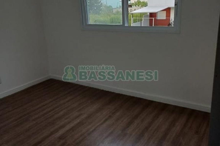 Sobrado com 77m², 3 dormitórios, no bairro São Luiz em Caxias do Sul para Comprar