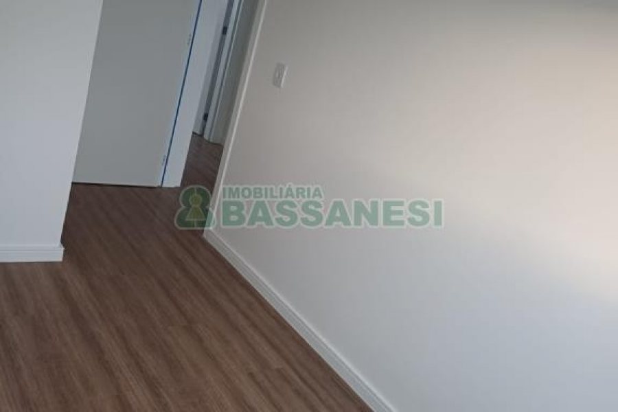 Sobrado com 77m², 3 dormitórios, no bairro São Luiz em Caxias do Sul para Comprar