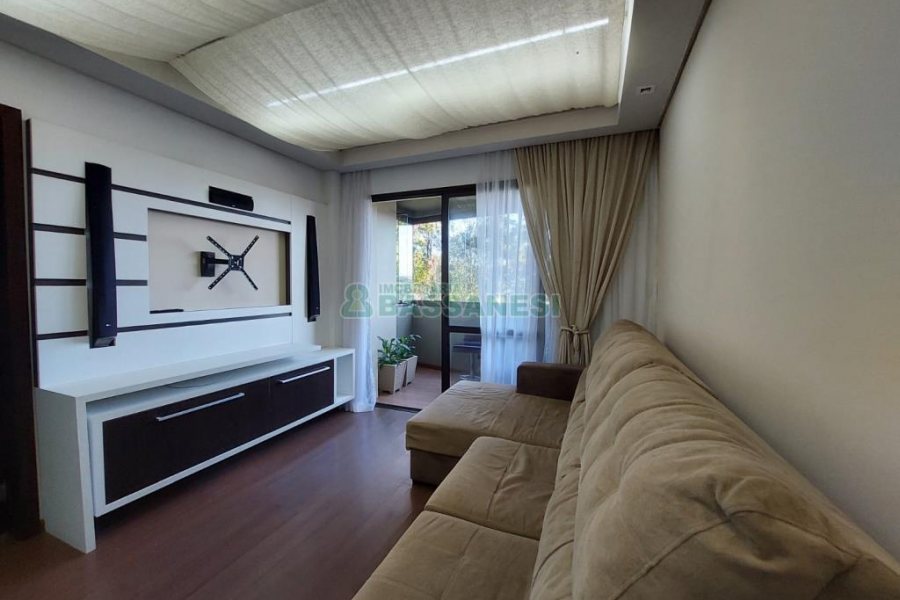 Apto Mobiliado com 100m², 3 dormitórios, 2 vagas, no bairro Pio X em Caxias do Sul para Alugar ou Comprar