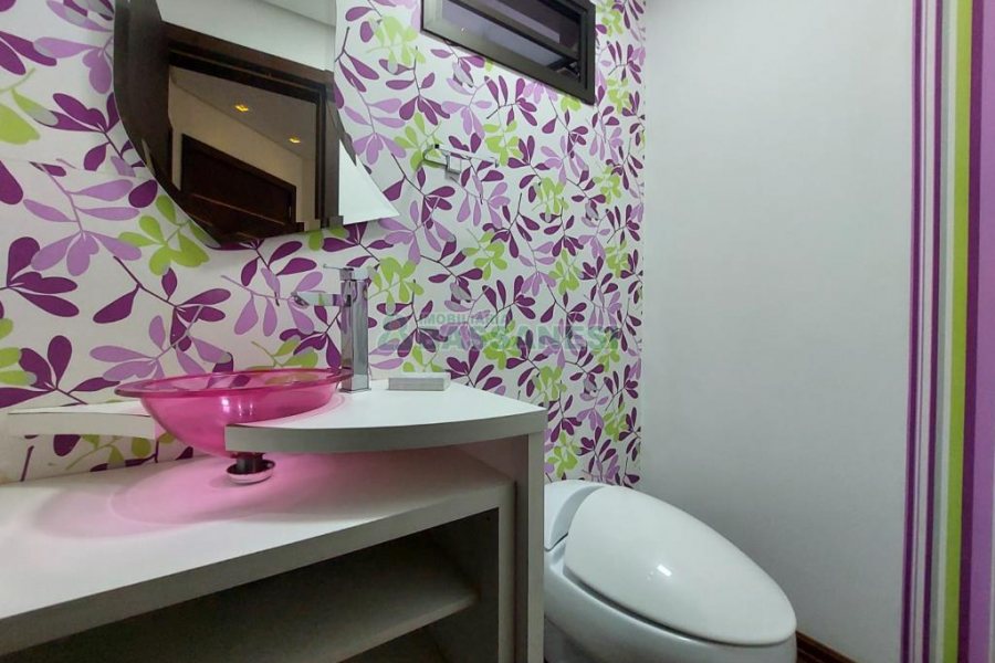 Apto Mobiliado com 100m², 3 dormitórios, 2 vagas, no bairro Pio X em Caxias do Sul para Alugar ou Comprar