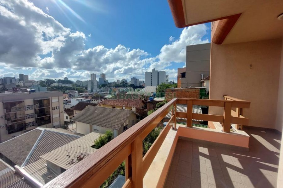 Apartamento com 120m², 3 dormitórios, 1 vaga, no bairro Rio Branco em Caxias do Sul para Comprar