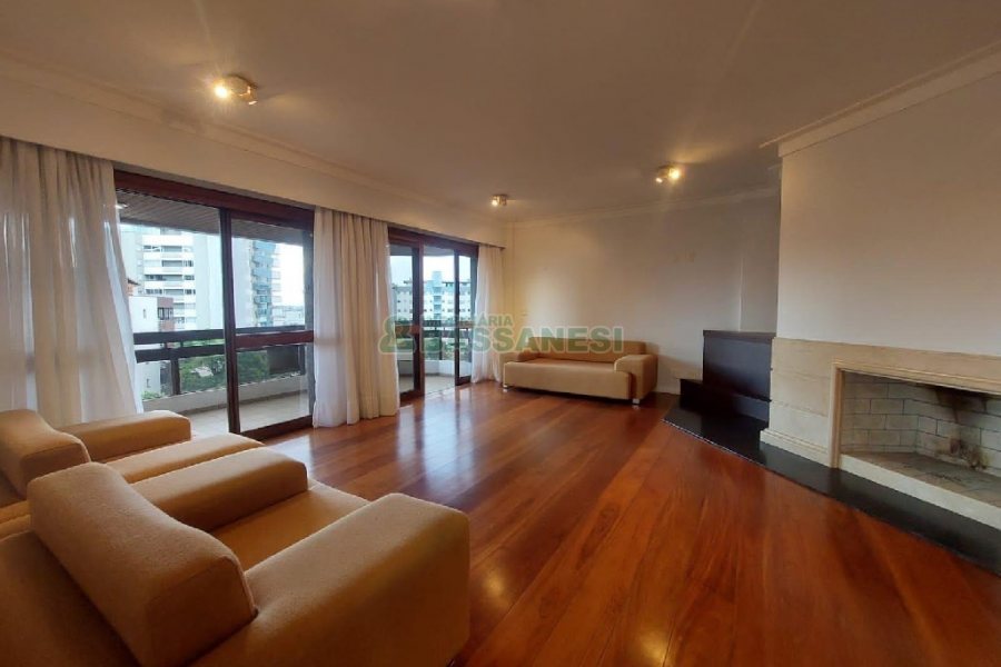 Apartamento com 250m², 3 dormitórios, 4 vagas, no bairro Madureira em Caxias do Sul para Comprar