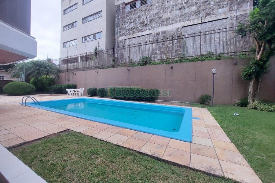 Apartamento com 250m², 3 dormitórios, 4 vagas, no bairro Madureira em Caxias do Sul para Comprar