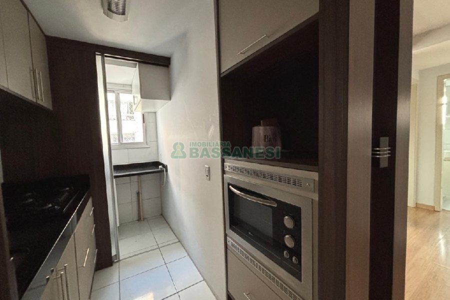 Apartamento com 51m², 2 dormitórios, 1 vaga, no bairro São Caetano em Caxias do Sul para Alugar