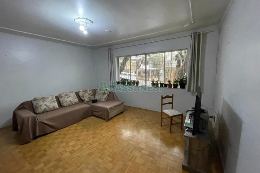 Apartamento com 90m², 2 dormitórios, 1 vaga, no bairro Centro em Caxias do Sul para Comprar