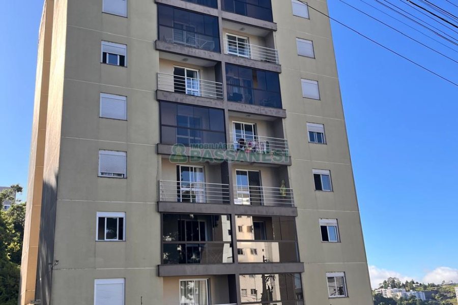 Apartamento com 53m², 2 dormitórios, 1 vaga, no bairro Vinhedos em Caxias do Sul para Comprar