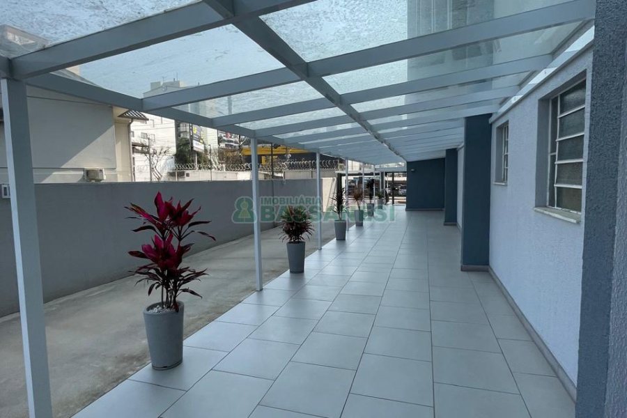 Apartamento com 66m², 2 dormitórios, no bairro Nossa Senhora de Lourdes em Caxias do Sul para Comprar