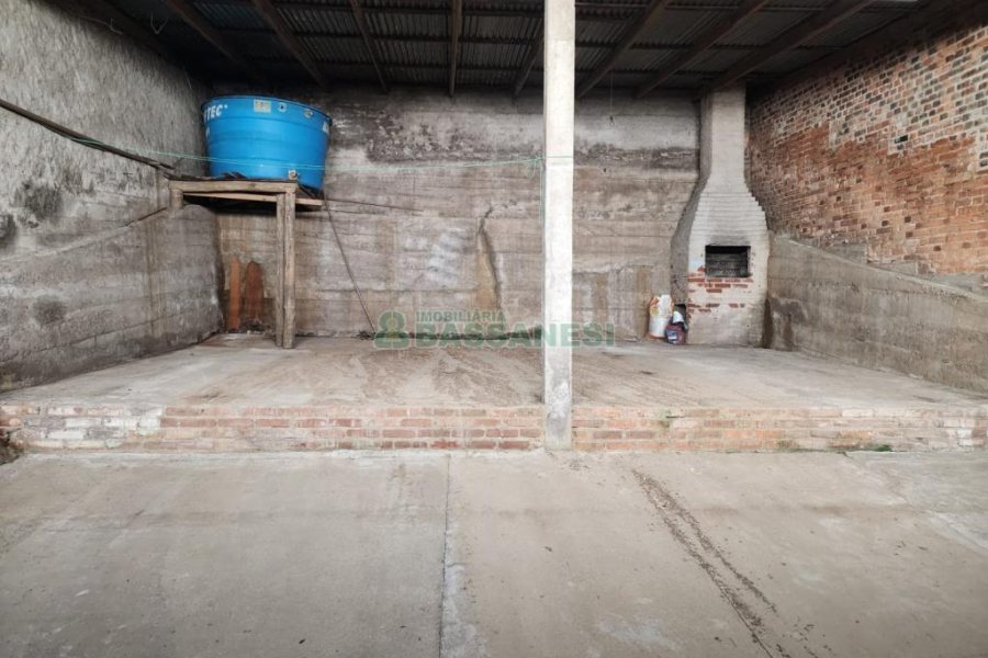 Loja com 400m², no bairro Nossa Senhora de Lourdes em Caxias do Sul para Alugar ou Comprar