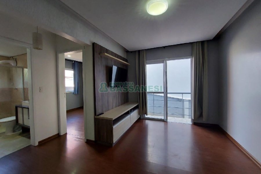 Apto Mobiliado com 55m², 2 dormitórios, 1 vaga, no bairro Vinhedos em Caxias do Sul para Comprar
