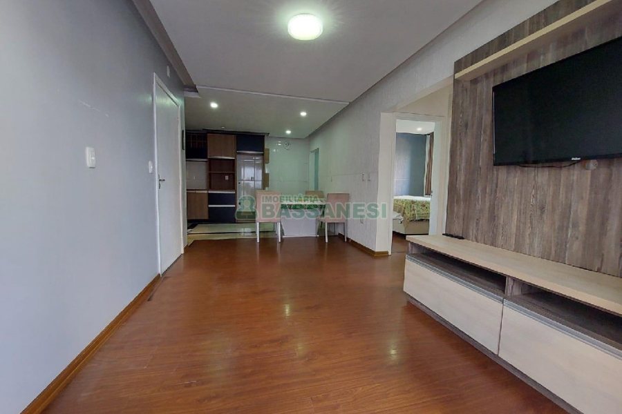 Apto Mobiliado com 55m², 2 dormitórios, 1 vaga, no bairro Vinhedos em Caxias do Sul para Comprar