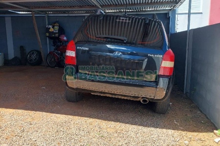 Apto Mobiliado com 55m², 2 dormitórios, 1 vaga, no bairro Vinhedos em Caxias do Sul para Comprar