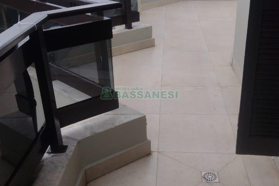 Apto/Cobertura com 182m², 3 dormitórios, 2 vagas, no bairro São Pelegrino em Caxias do Sul para Alugar ou Comprar