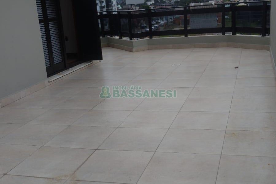 Apto/Cobertura com 182m², 3 dormitórios, 2 vagas, no bairro São Pelegrino em Caxias do Sul para Alugar ou Comprar