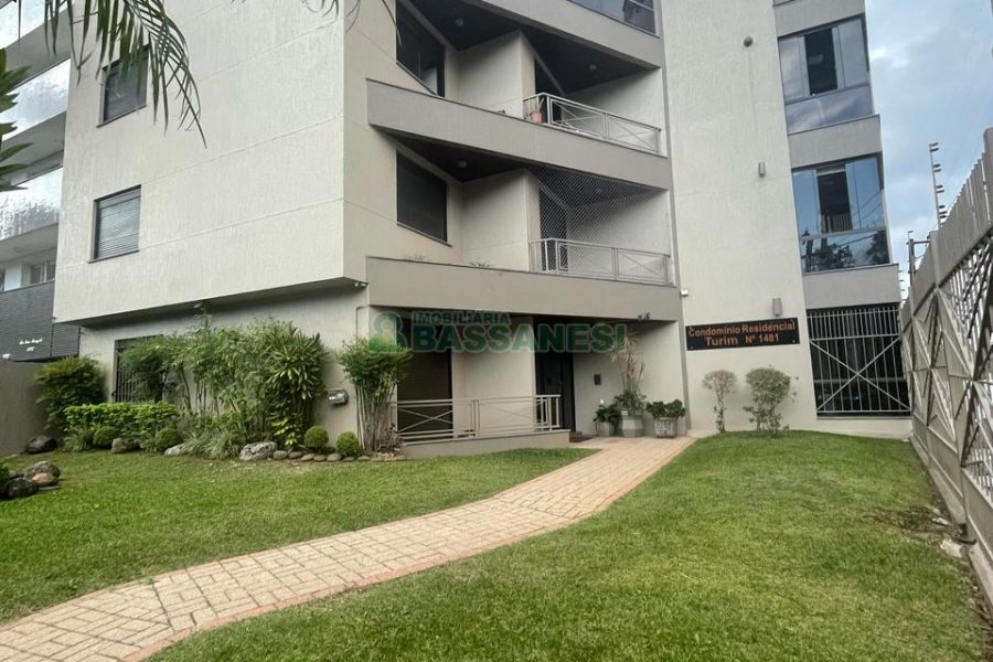 Apartamento com 77m², 2 dormitórios, 1 vaga, no bairro Madureira em Caxias do Sul para Comprar