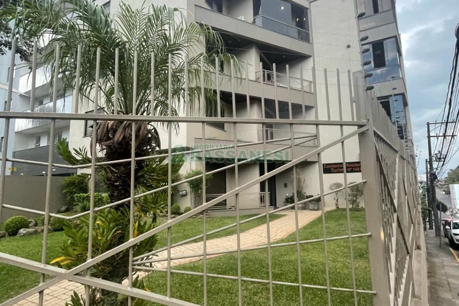 Apartamento com 77m², 2 dormitórios, 1 vaga, no bairro Madureira em Caxias do Sul para Comprar