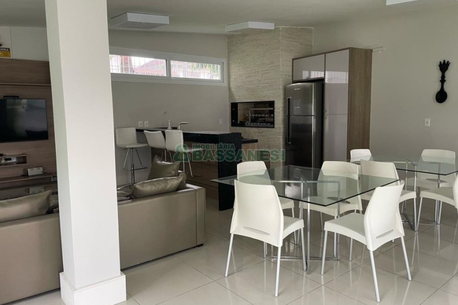 Apartamento com 230m², 3 dormitórios, 2 vagas, no bairro São Pelegrino em Caxias do Sul para Comprar