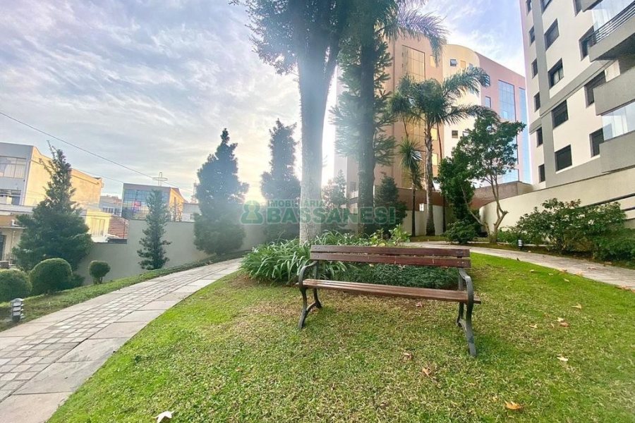 Apartamento com 100m², 3 dormitórios, 2 vagas, no bairro Pio X em Caxias do Sul para Alugar