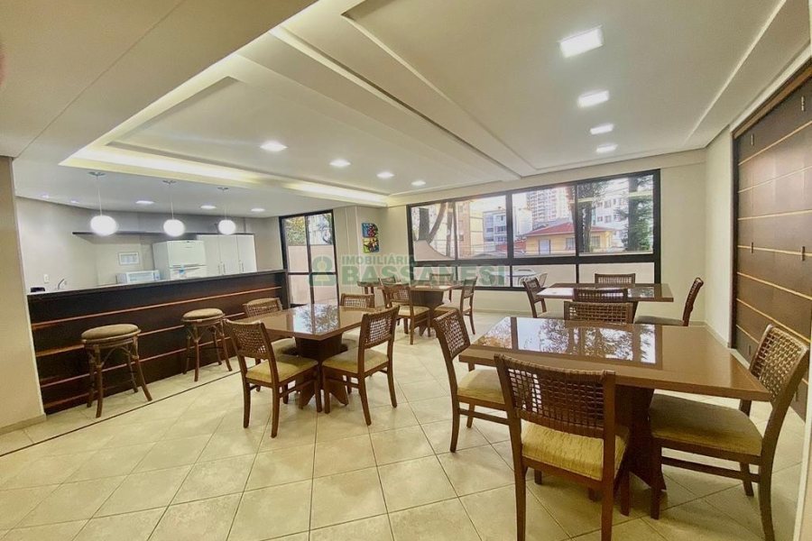 Apartamento com 100m², 3 dormitórios, 2 vagas, no bairro Pio X em Caxias do Sul para Alugar