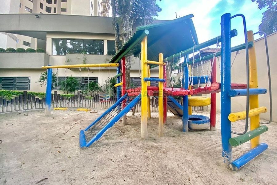 Apartamento com 100m², 3 dormitórios, 2 vagas, no bairro Pio X em Caxias do Sul para Alugar