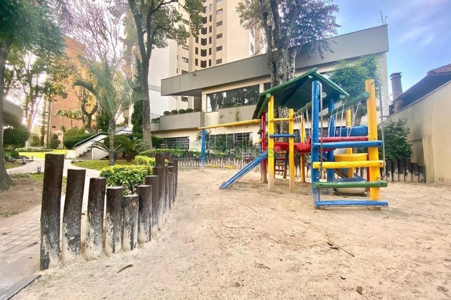 Apartamento com 100m², 3 dormitórios, 2 vagas, no bairro Pio X em Caxias do Sul para Alugar