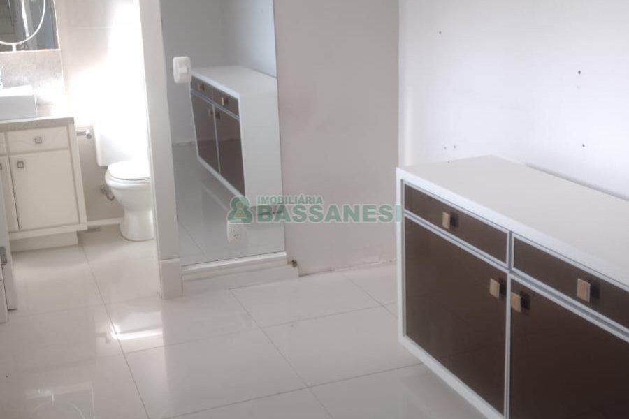 Apto/Cobertura com 92m², 2 dormitórios, 2 vagas, no bairro Jardim América em Caxias do Sul para Alugar ou Comprar