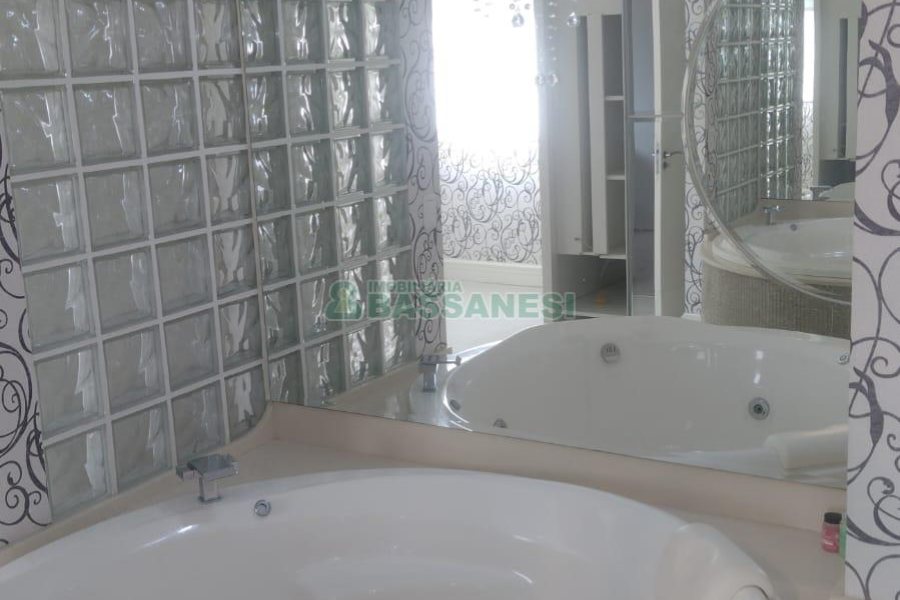 Apto/Cobertura com 92m², 2 dormitórios, 2 vagas, no bairro Jardim América em Caxias do Sul para Alugar ou Comprar