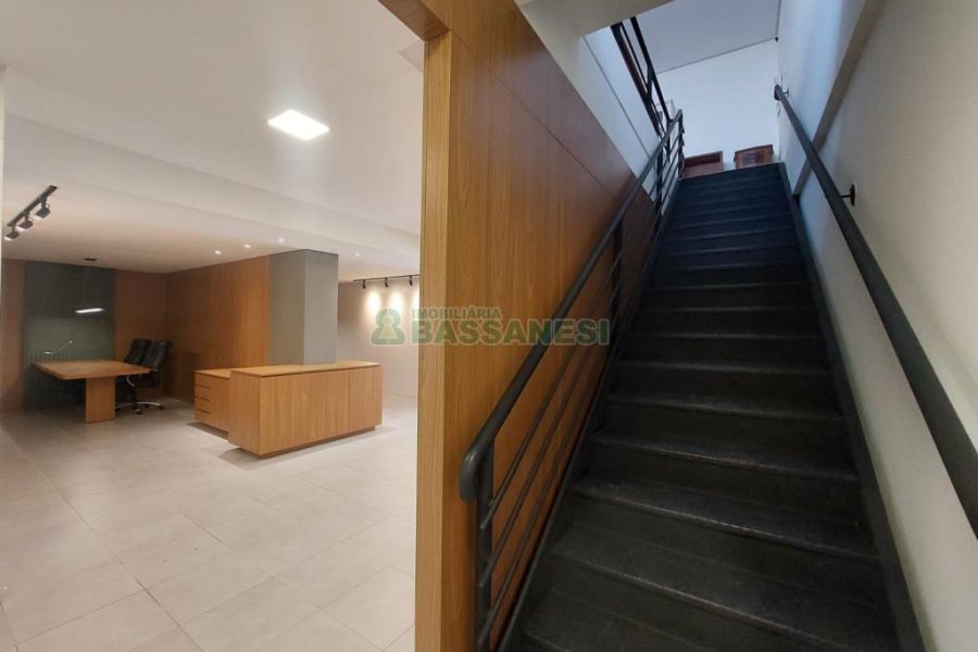 Loja com 220m², no bairro Villagio Iguatemi em Caxias do Sul para Alugar