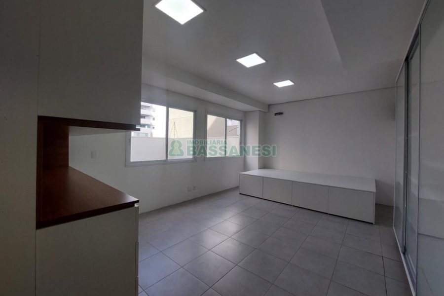 Loja com 220m², no bairro Villagio Iguatemi em Caxias do Sul para Alugar