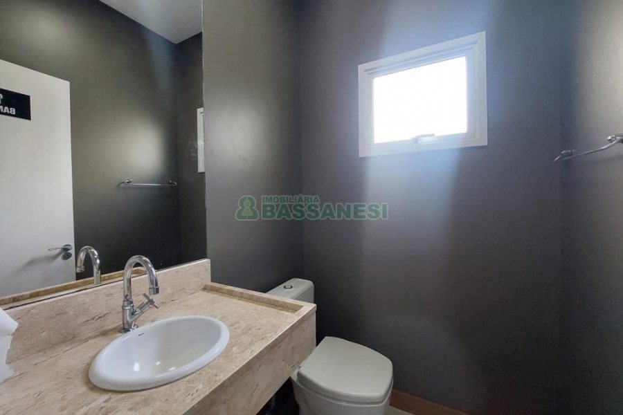 Loja com 220m², no bairro Villagio Iguatemi em Caxias do Sul para Alugar