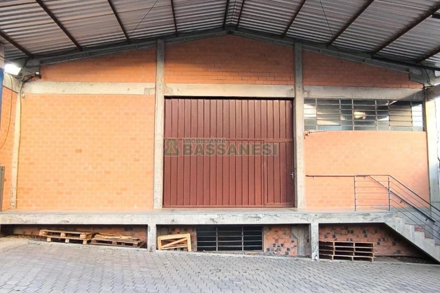 Terreno com 837m², no bairro Forqueta em Caxias do Sul para Comprar