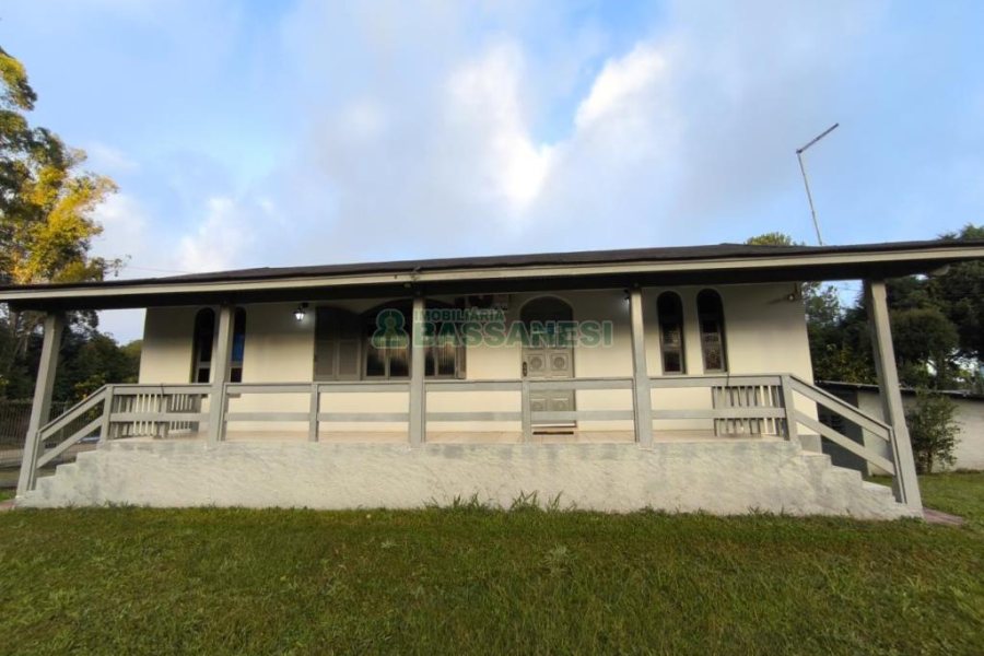 Terreno com 837m², no bairro Forqueta em Caxias do Sul para Comprar