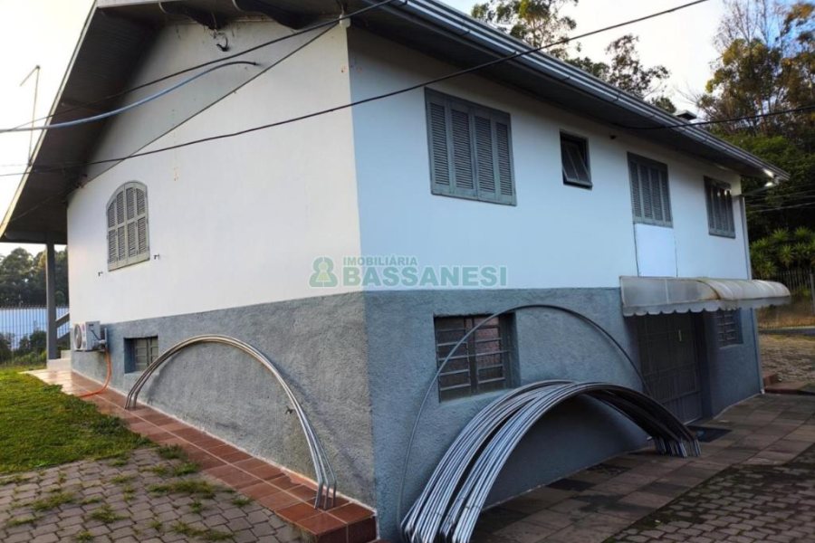 Terreno com 837m², no bairro Forqueta em Caxias do Sul para Comprar