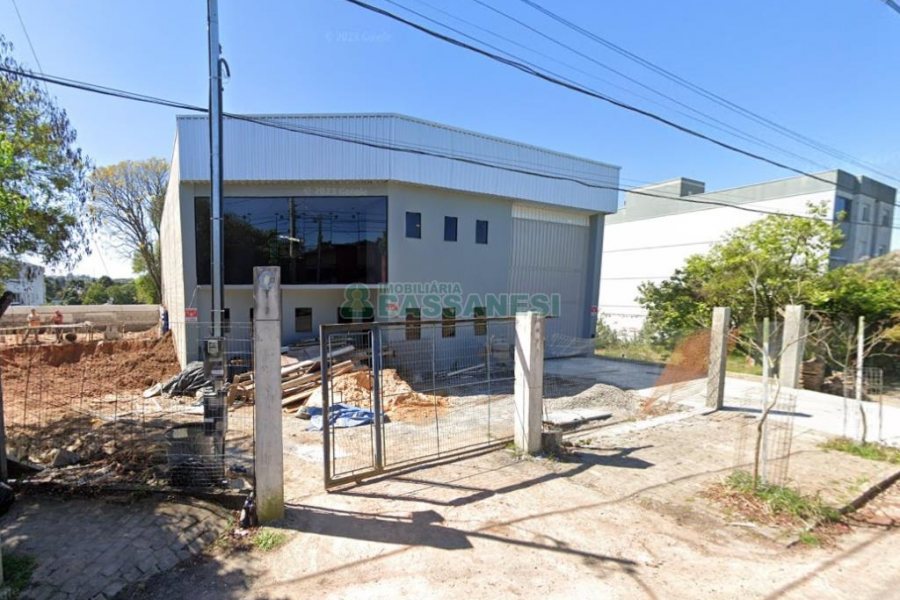 Pavilhão com 350m², no bairro Bela Vista em Caxias do Sul para Alugar