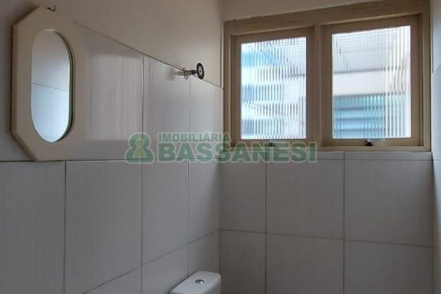 Sobreloja com 150m², no bairro Centro em Caxias do Sul para Alugar