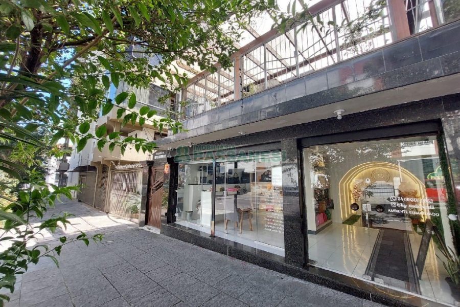 Kitinete Mobiliado com 40m², 1 dormitório, no bairro Centro em Caxias do Sul para Alugar