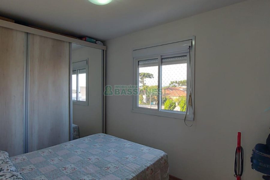 Apartamento com 50m², 2 dormitórios, 1 vaga, no bairro Vinhedos em Caxias do Sul para Comprar
