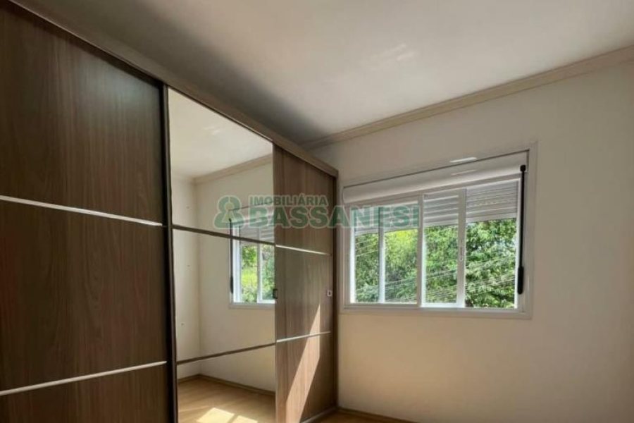 Apartamento com 61m², 2 dormitórios, 2 vagas, no bairro Santa Lúcia em Caxias do Sul para Comprar