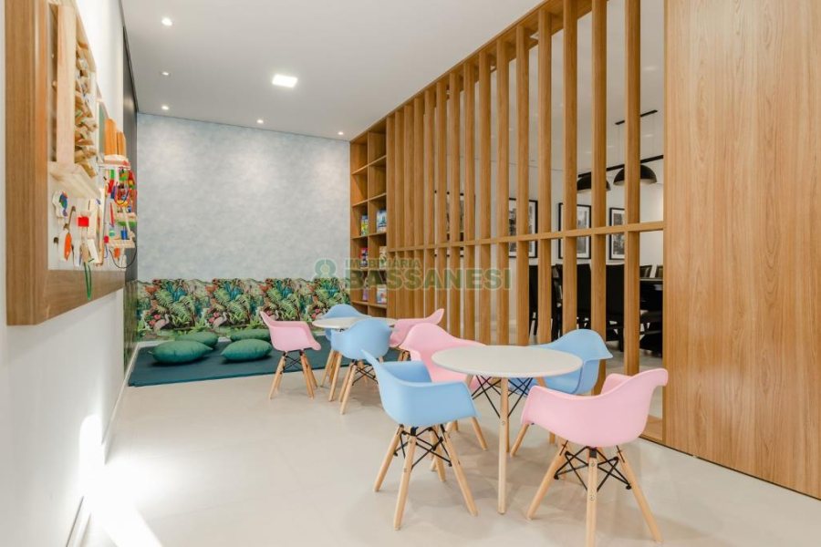 Apartamento com 91m², 3 dormitórios, 2 vagas, no bairro Panazzolo em Caxias do Sul para Comprar