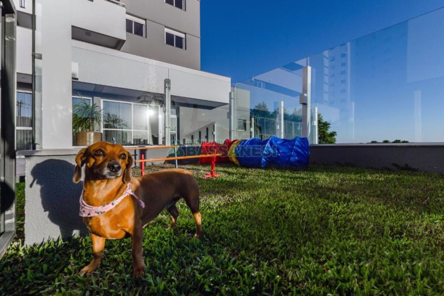 Apartamento com 91m², 3 dormitórios, 2 vagas, no bairro Panazzolo em Caxias do Sul para Comprar