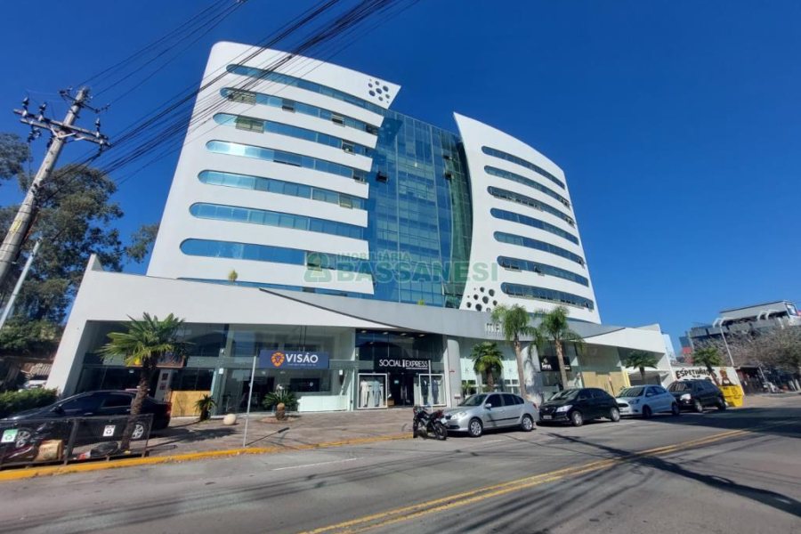 Sala com 30m², no bairro Villagio Iguatemi em Caxias do Sul para Alugar